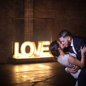 Meet your Posher, Anel